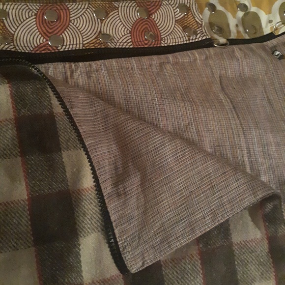 🌺REVERSIBLE TWEED Skirt - Picture 5 of 8